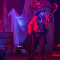esos-locos-fantasmas-03